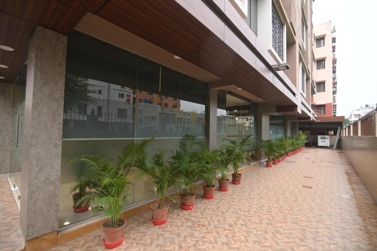 Nk7 Guest House โกลกาตา ภายนอก รูปภาพ